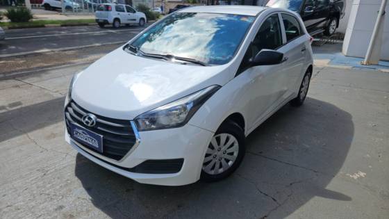 HYUNDAI HB20 1.0 COMFORT PLUS 12V FLEX 4P MANUAL